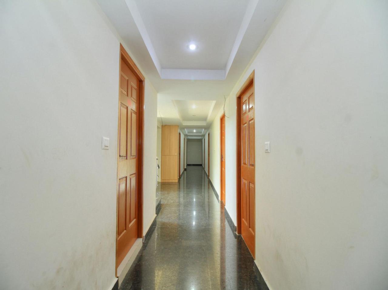 Oyo 15948 Hotel Srees Tiruchirappalli Extérieur photo