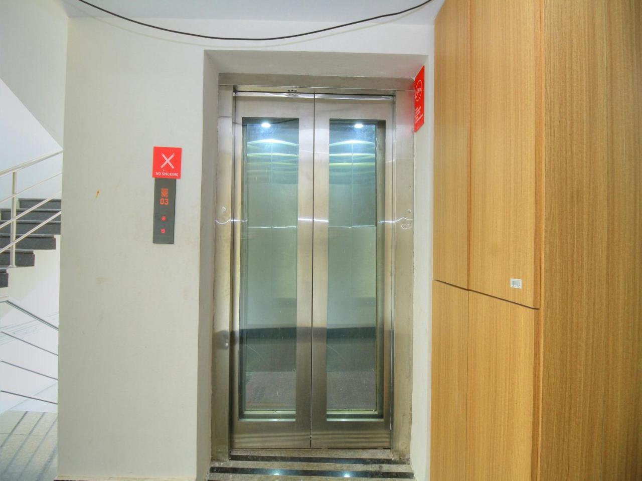 Oyo 15948 Hotel Srees Tiruchirappalli Extérieur photo