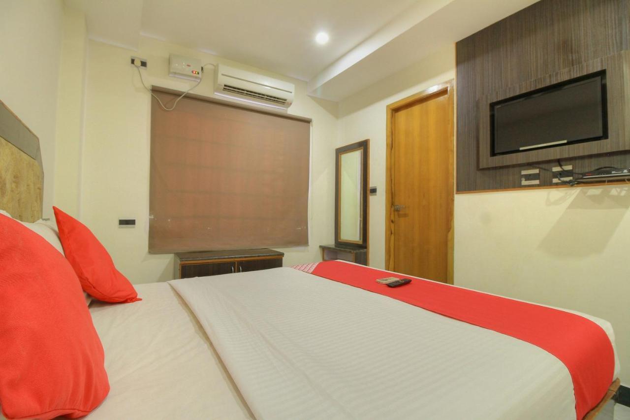Oyo 15948 Hotel Srees Tiruchirappalli Extérieur photo